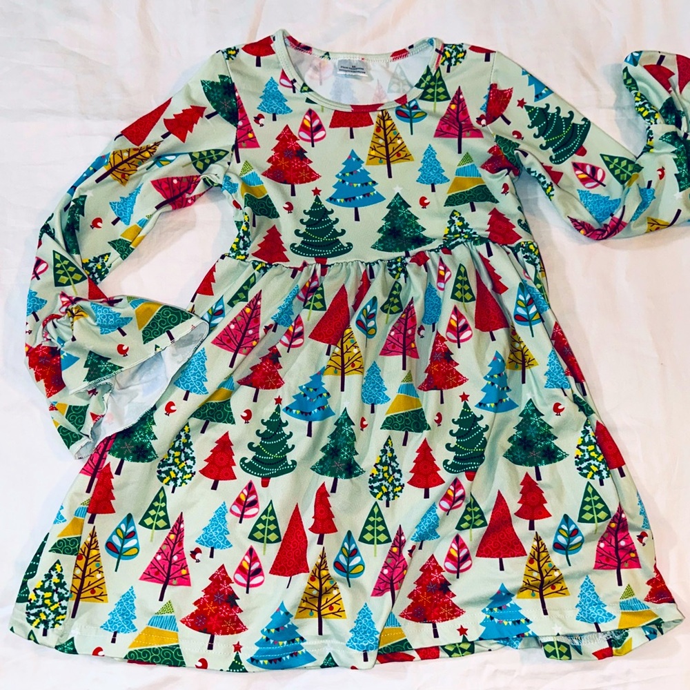 Girls’ Christmas Dress Boutique XL imo runs like a 6 Ruffle Sleeve Holiday Dress